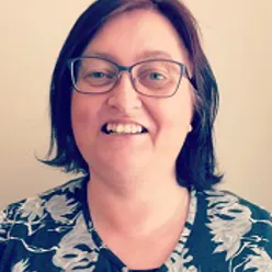 Eva Margrethe Nygård Lundanes, bibliotekar